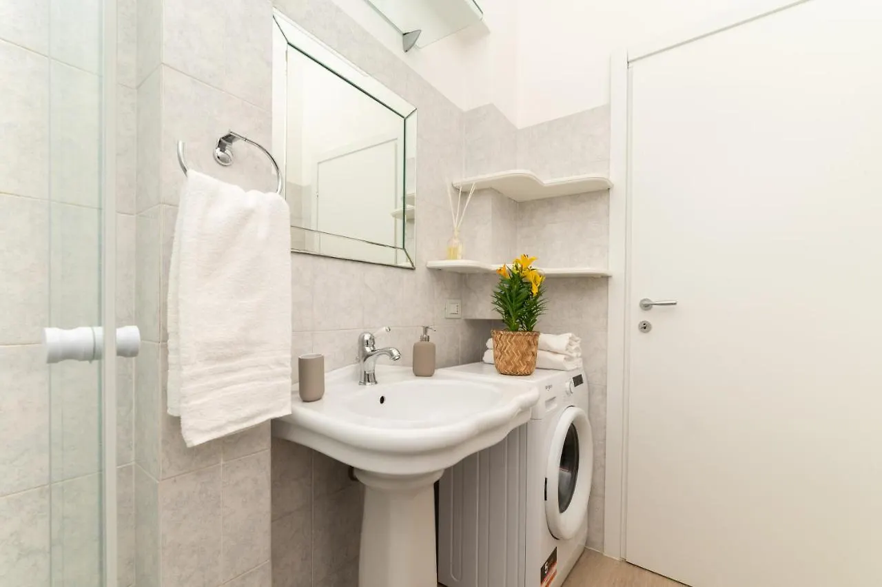 Historical Centre Olive Apartment Parma